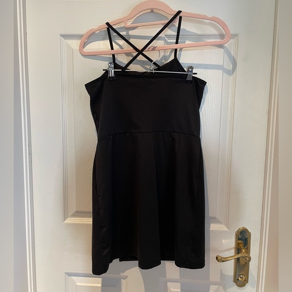 NWT Romper skort - Picture 4 of 6